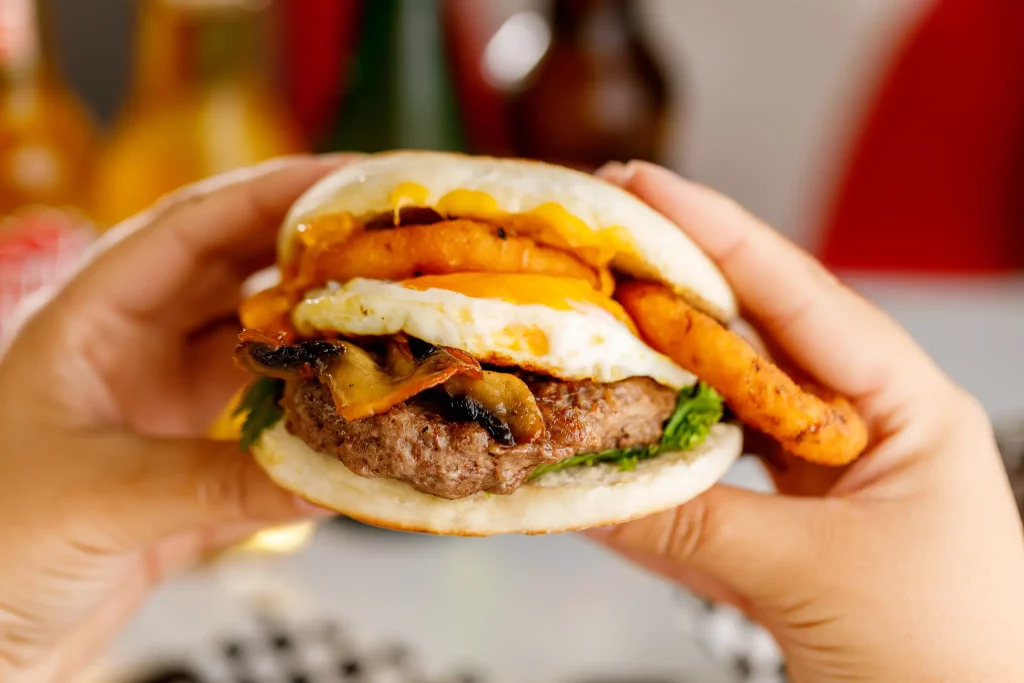 Jossys the american burger featured.webp